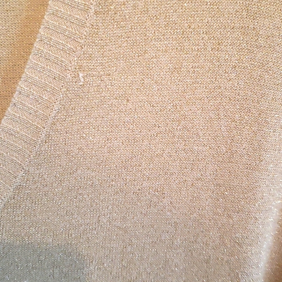 Gold glitter top - Picture 2 of 5